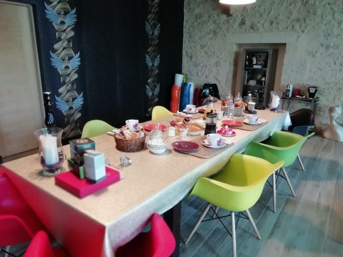 La Petite Girondine, La Suite... Pujols  Extérieur photo