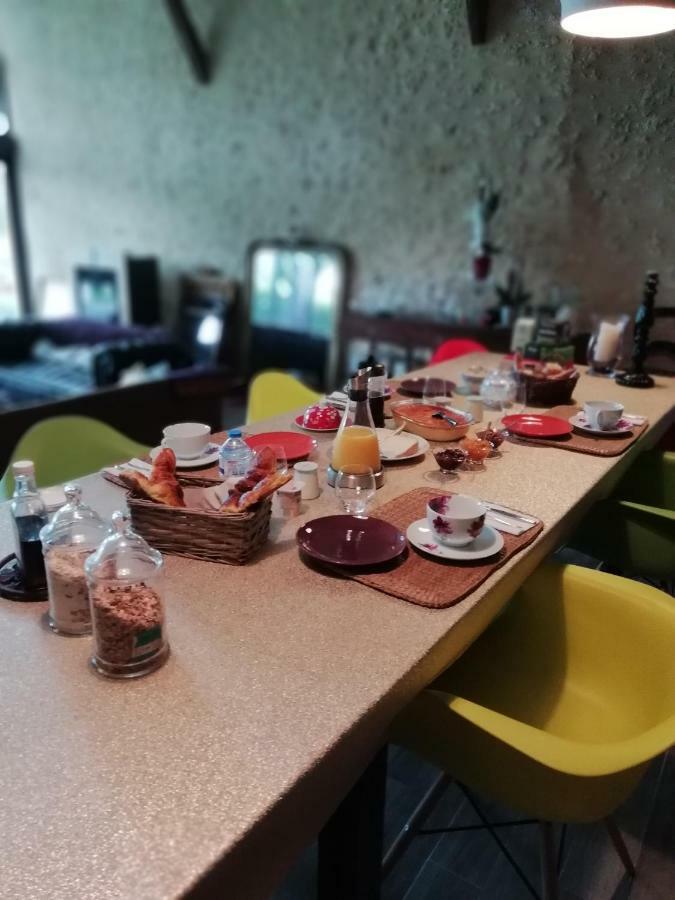 La Petite Girondine, La Suite... Pujols  Extérieur photo